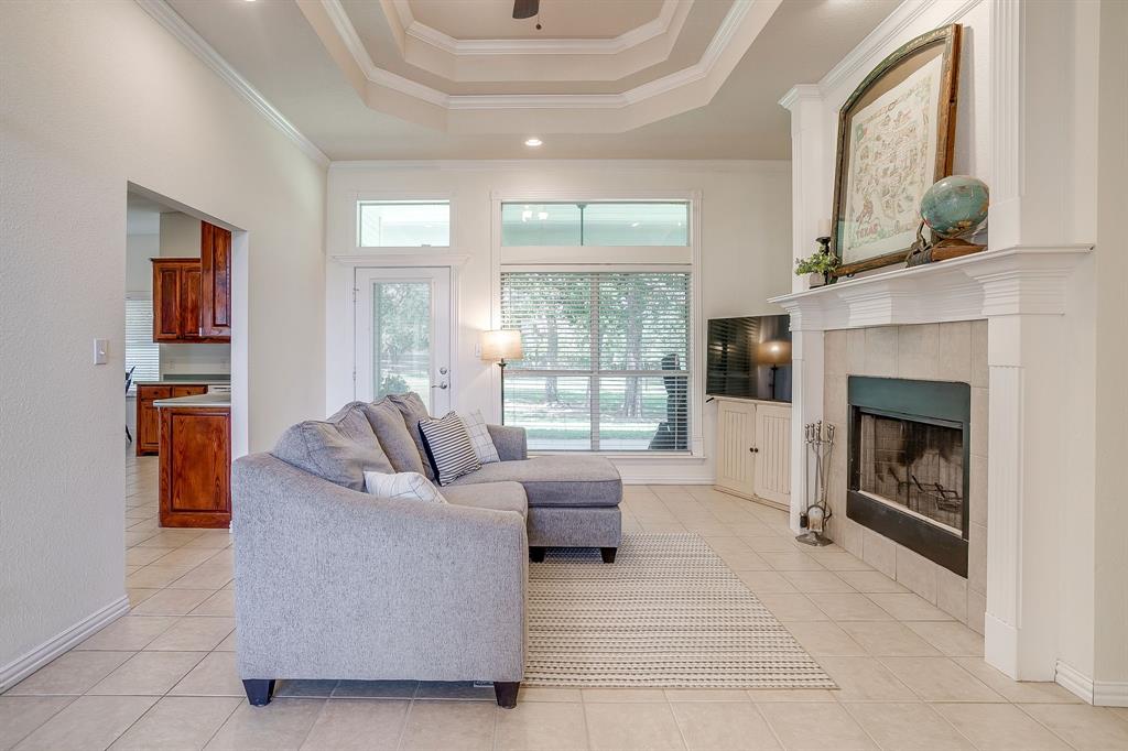 144 Howard Newby Lane Springtown, TX 76082 - Photo 8 of 40