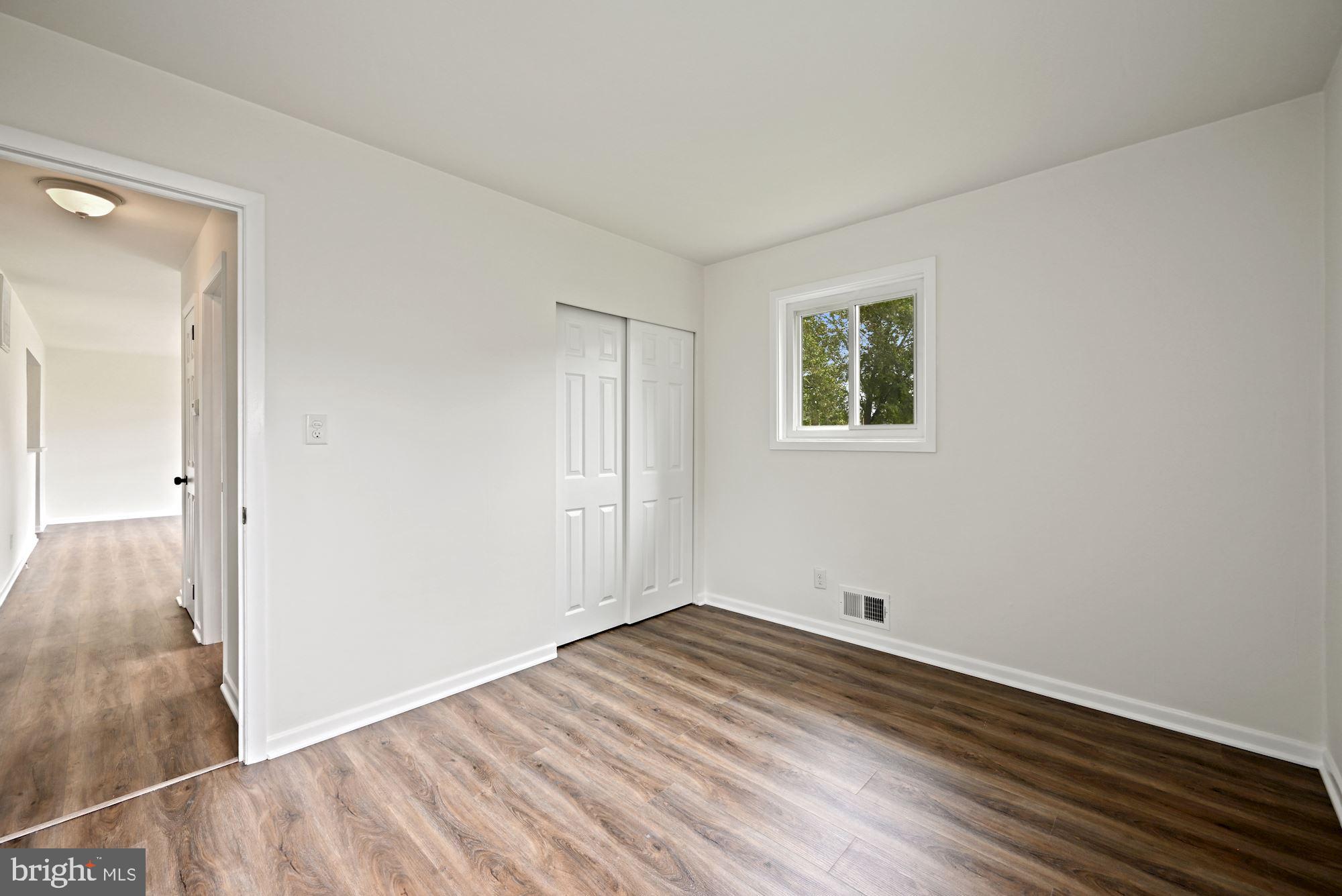 5 Lambeth Road Burlington, NJ 08016 - Photo 14 of 19 Gallery Image 14