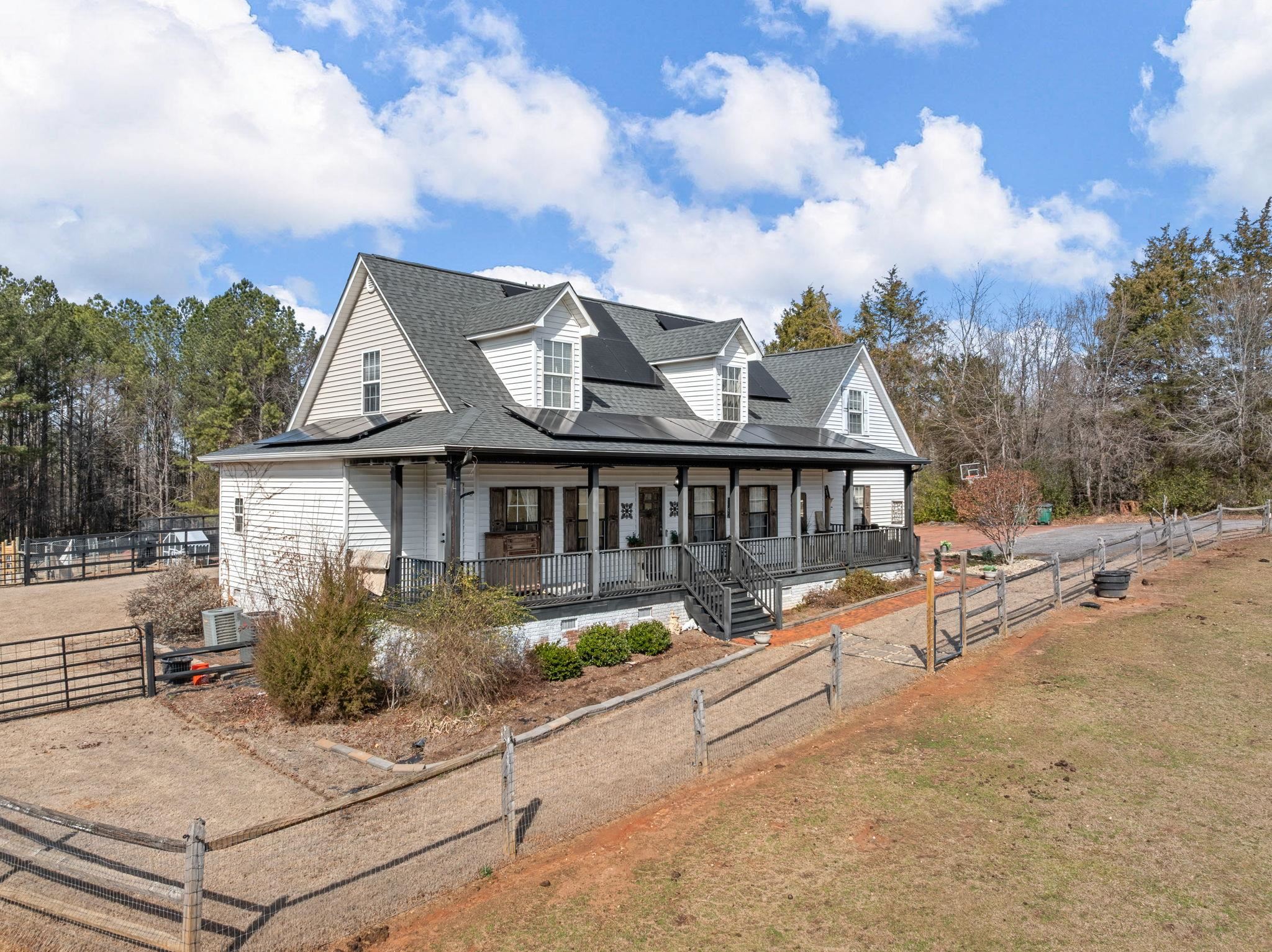 620 Hobbysville Road Roebuck, SC 29376 - Photo 3 of 50