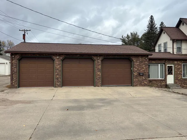 $275,000 | 219 South 9th Street, Montevideo, MN 56265