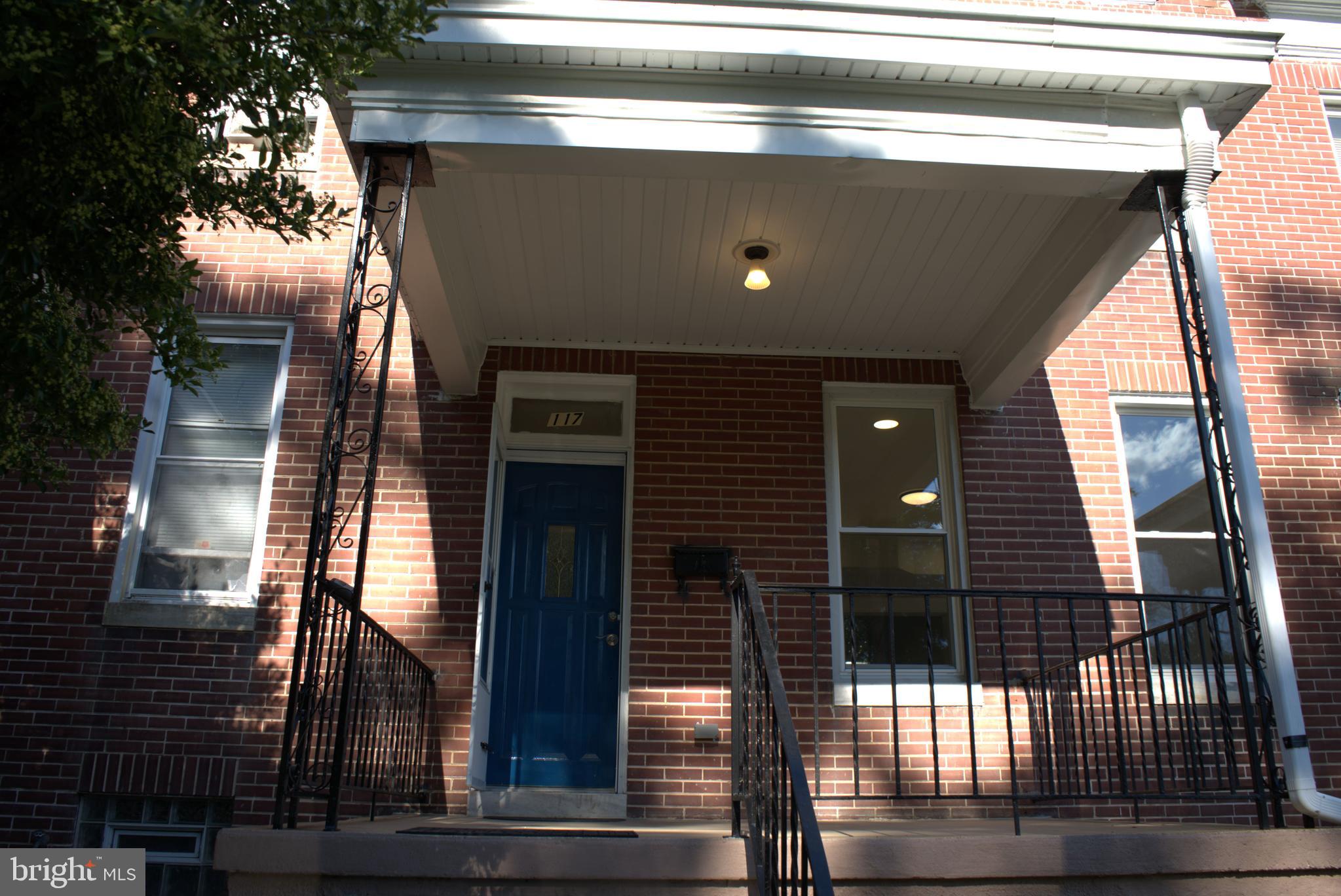 117 South Wickham Road Baltimore, MD 21229 - Photo 3 of 121 Front2