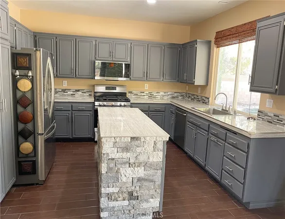 $3,600 | 42107 Quail Run Way, Lancaster, CA 93536