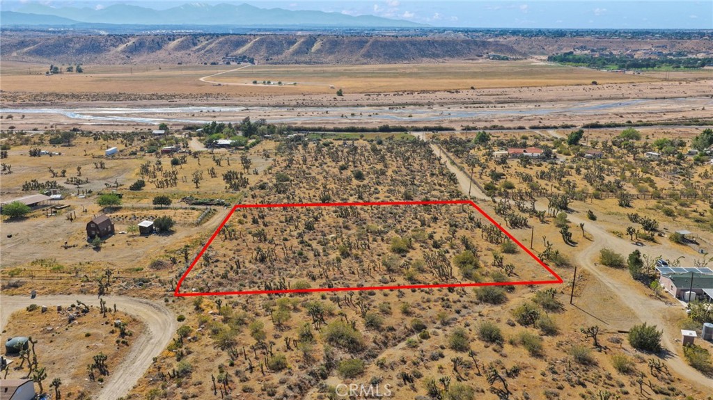 3 Lamprey Road Apple Valley, CA 92308 - Photo 2 of 9