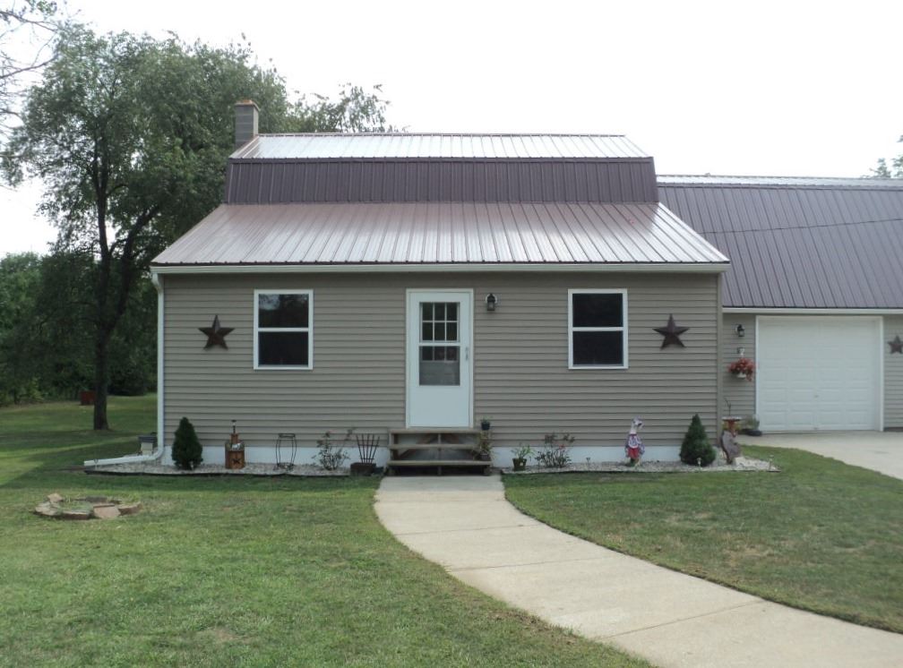 11510 East Stanton Road Sumner, MI 48889 - Photo 29 of 40 1851472-28.JPG