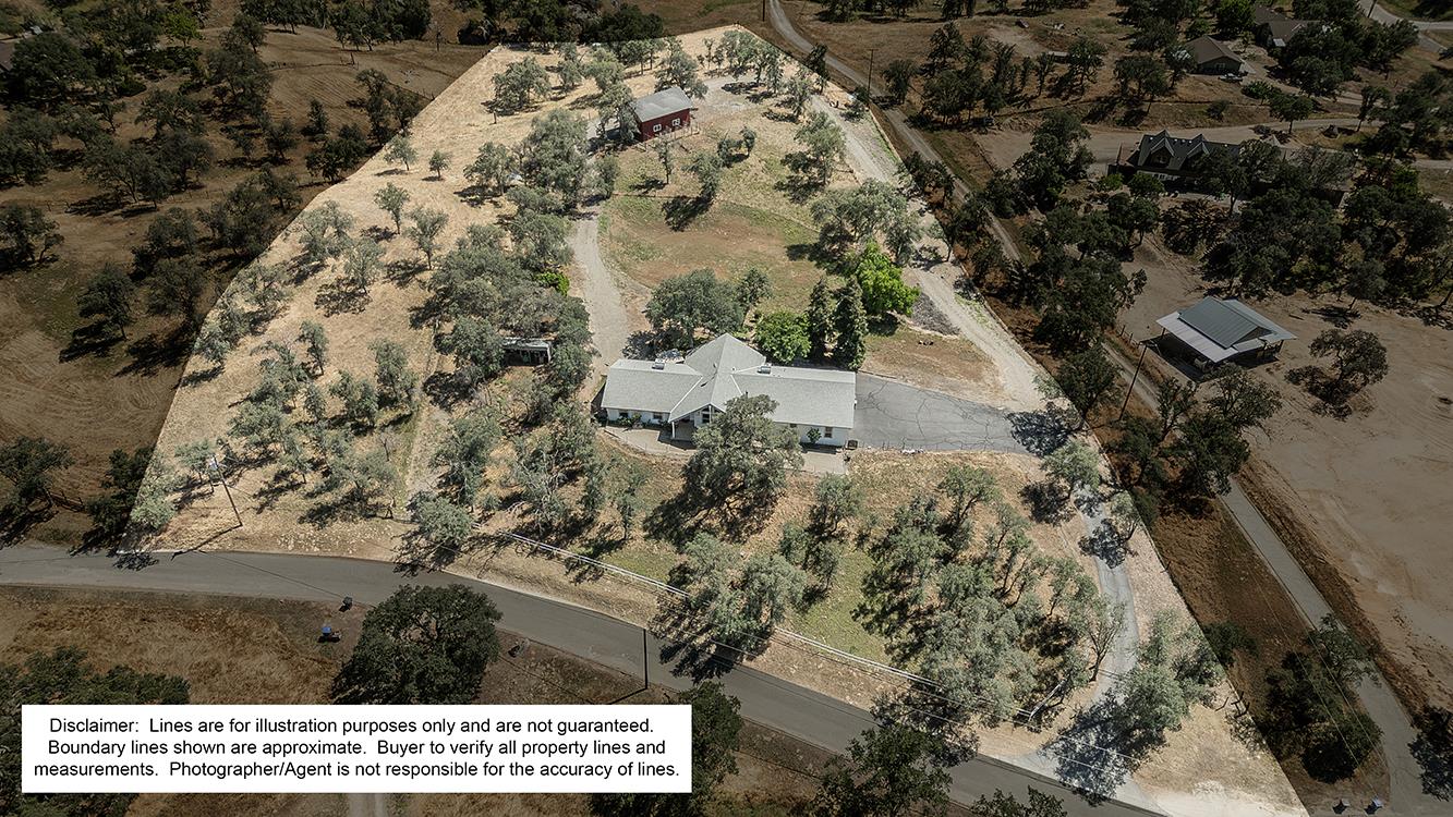 14815 Garlock Lane Prather, CA 93651 - Photo 1 of 80
