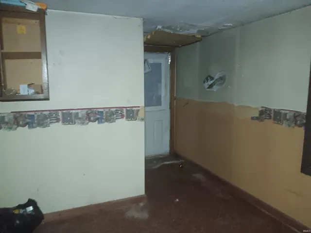 $185,000 | 11597 South County Road 500 West, Jasonville, IN 47438