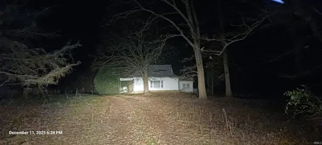 $185,000 | 11597 South County Road 500 West, Jasonville, IN 47438