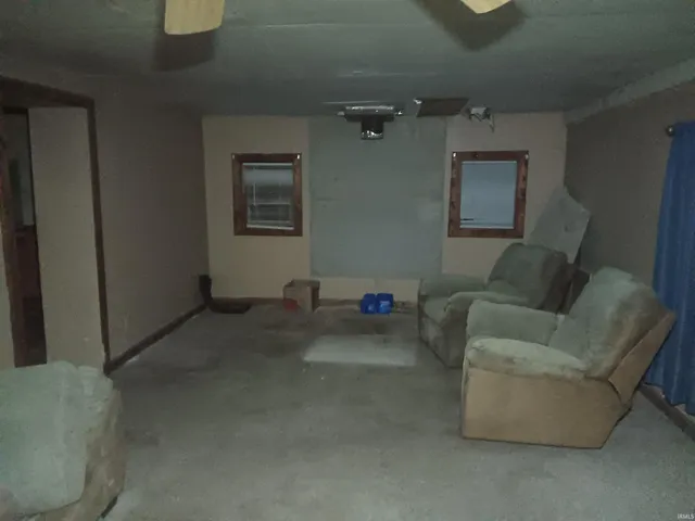 $185,000 | 11597 South County Road 500 West, Jasonville, IN 47438