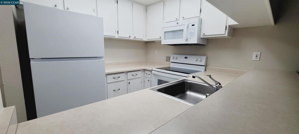 4214 Treat Boulevard Concord, CA 94521 - Photo 4 of 13