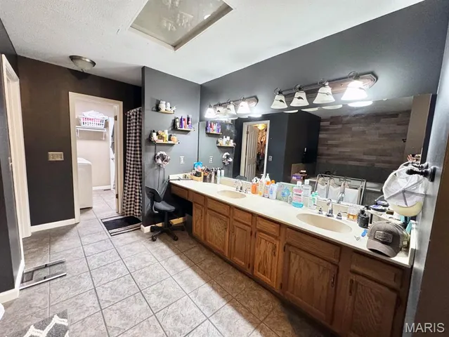 $260,500 | 2 Amanda Drive, Lilbourn, MO 63862