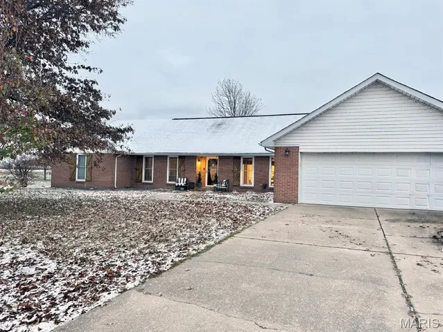 $260,500 | 2 Amanda Drive, Lilbourn, MO 63862