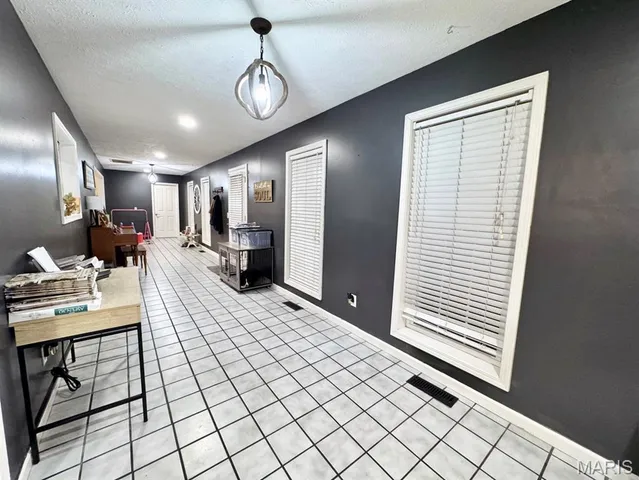 $260,500 | 2 Amanda Drive, Lilbourn, MO 63862