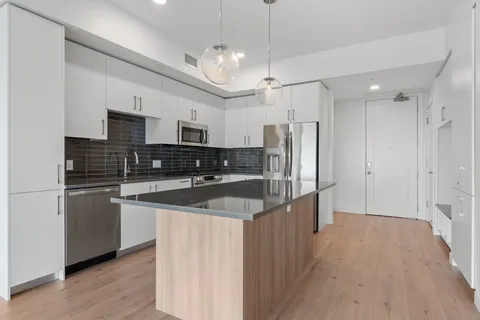 $620,000 | 1212 Demonbreun Street, Unit AX (O), Nashville, TN 37203