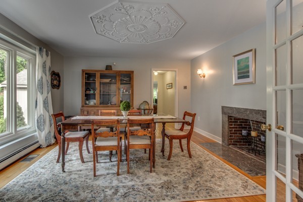 327 Edgemere Road Lynnfield, MA 01940 - Photo 16 of 30 Gallery Image 16
