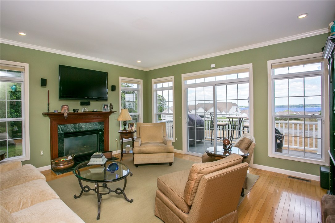 287 Rolling Hill Road Portsmouth, RI 02871 - Photo 8 of 29