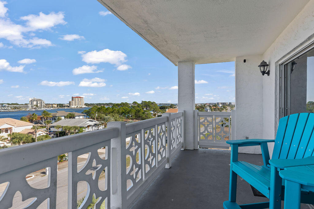 909 Santa Rosa Boulevard, Unit 569 Fort Walton Beach, FL 32548 - Photo 19 of 57 a view of a balcony with furniture