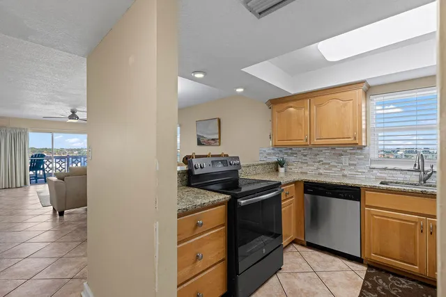 a view of elevator with hallway