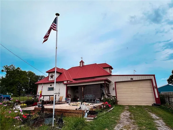 $189,500 | 6322 Northeast Maple Road, Maysville, MO 64469