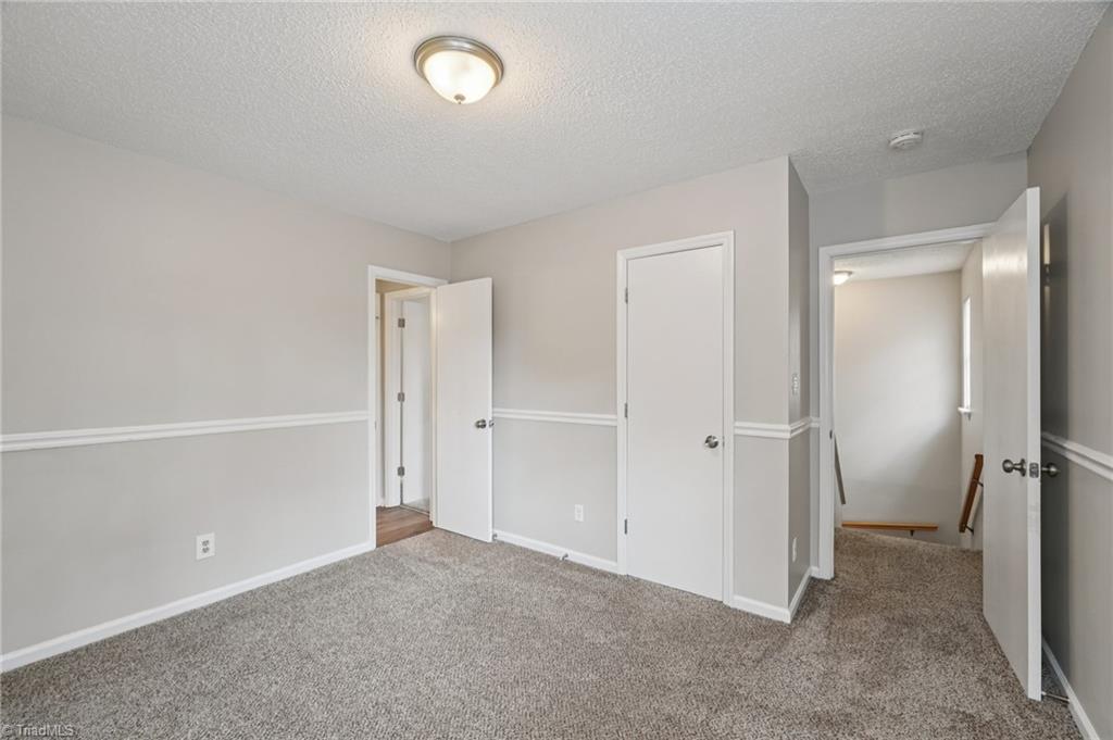 3221 Pipers Way High Point, NC 27265 - Photo 19 of 27