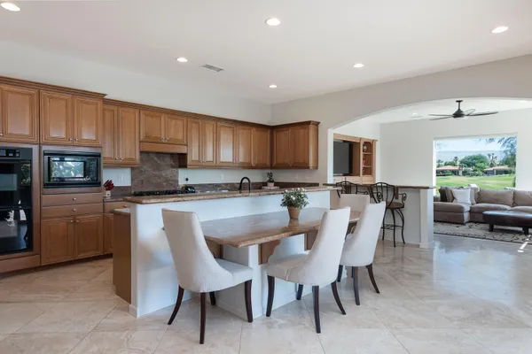 $14,000 | 136 Royal St Georges Way, Rancho Mirage, CA 92270