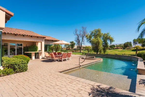 $14,000 | 136 Royal St Georges Way, Rancho Mirage, CA 92270