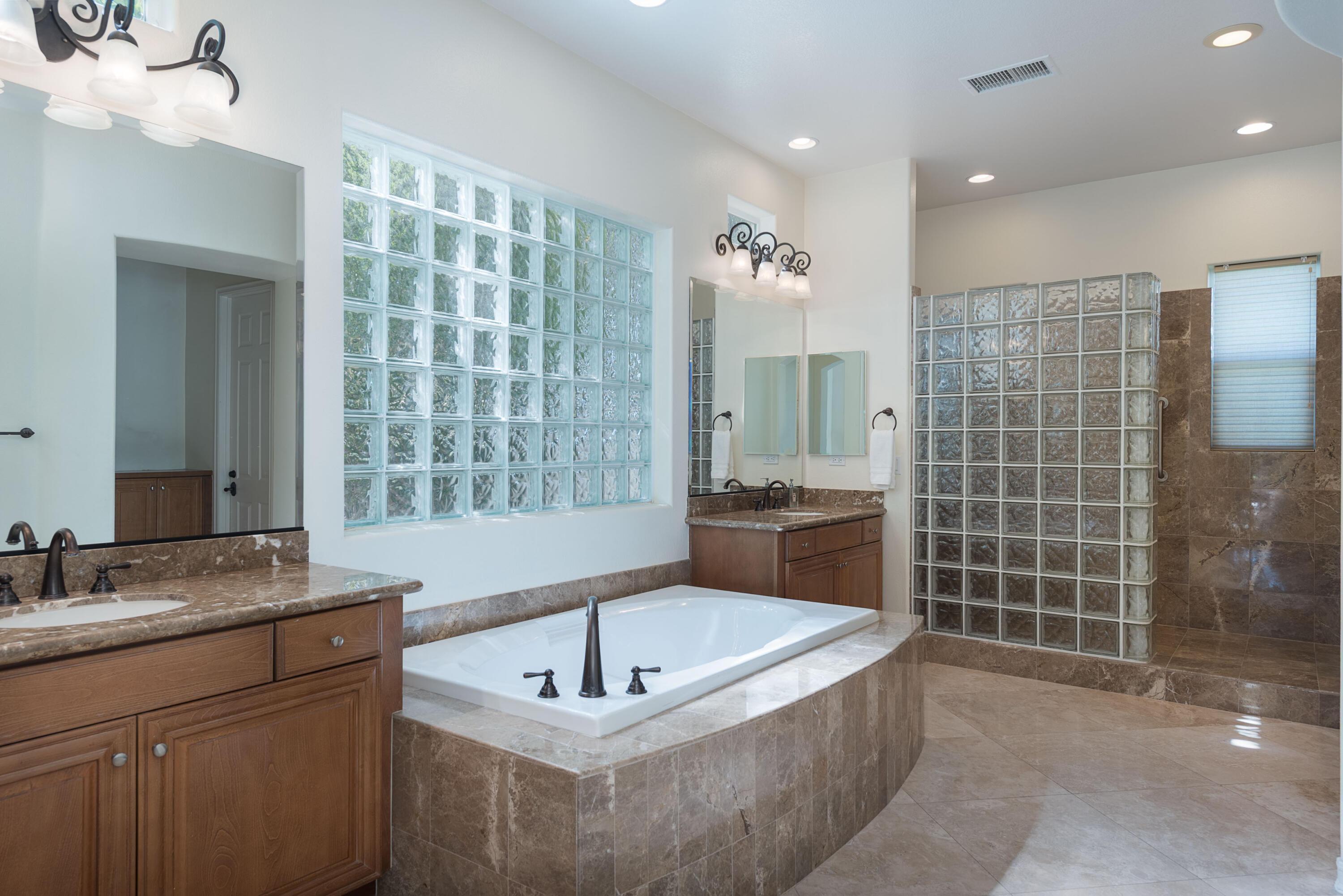 136 Royal St Georges Way Rancho Mirage, CA 92270 - Photo 42 of 67 JHP_0033