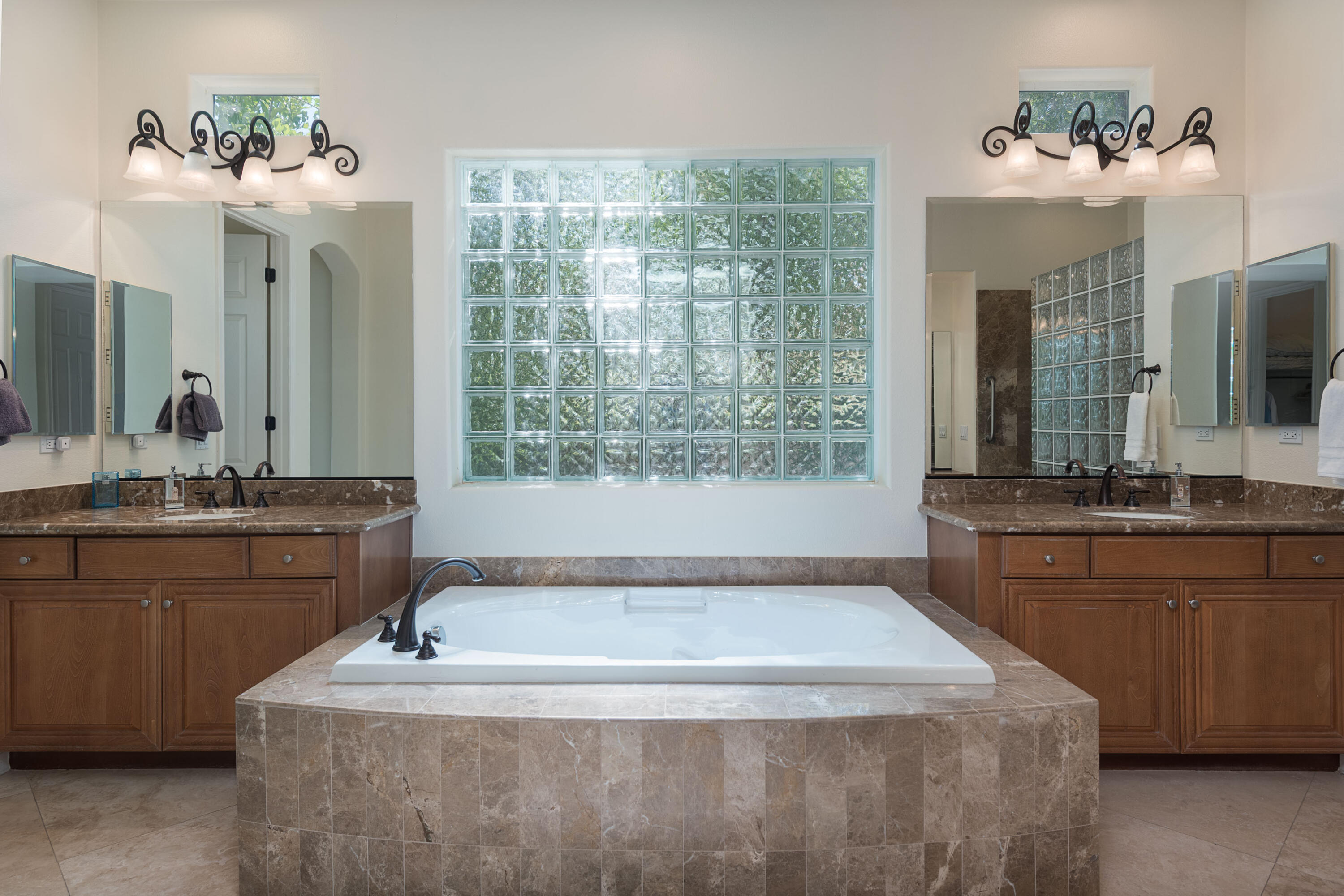 136 Royal St Georges Way Rancho Mirage, CA 92270 - Photo 43 of 67 JHP_0034
