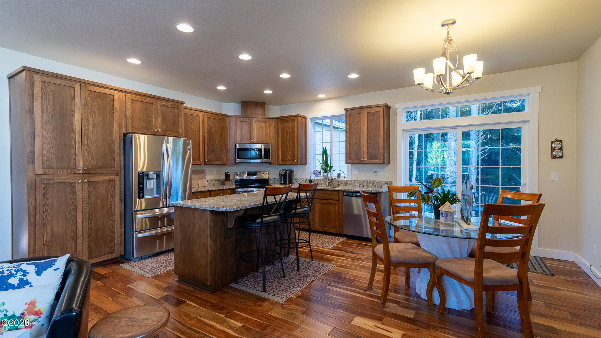 4161 Southeast Inlet Avenue Lincoln City, OR 97367 - Photo 22 of 38 Kitchen/Dining Room
