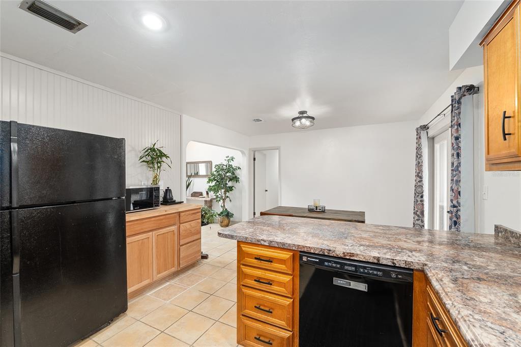 5316 Southwest 80 Terrace Gainesville, FL 32608 - Photo 16 of 35 Gallery Image 16