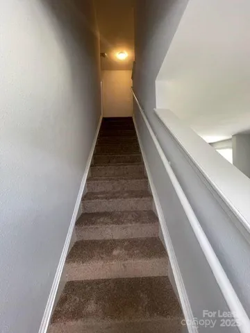 a view of empty room with window