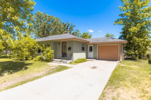 $259,900 | 2612 Bixby Avenue Northeast, Bemidji, MN 56601