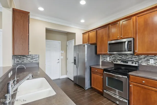 $2,150 | 4216 Metron Drive, Jacksonville, FL 32216