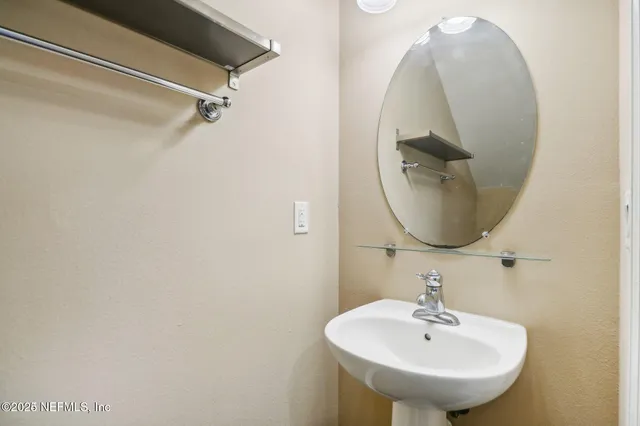 $2,150 | 4216 Metron Drive, Jacksonville, FL 32216