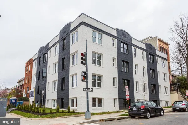 $1,800 | 3101 Sherman Avenue Northwest, Unit 103, Washington, DC 20010