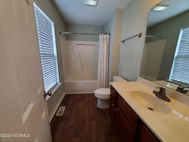 $1,400 | 1508 Manning Forest Drive, Unit C3, Greenville, NC 27834