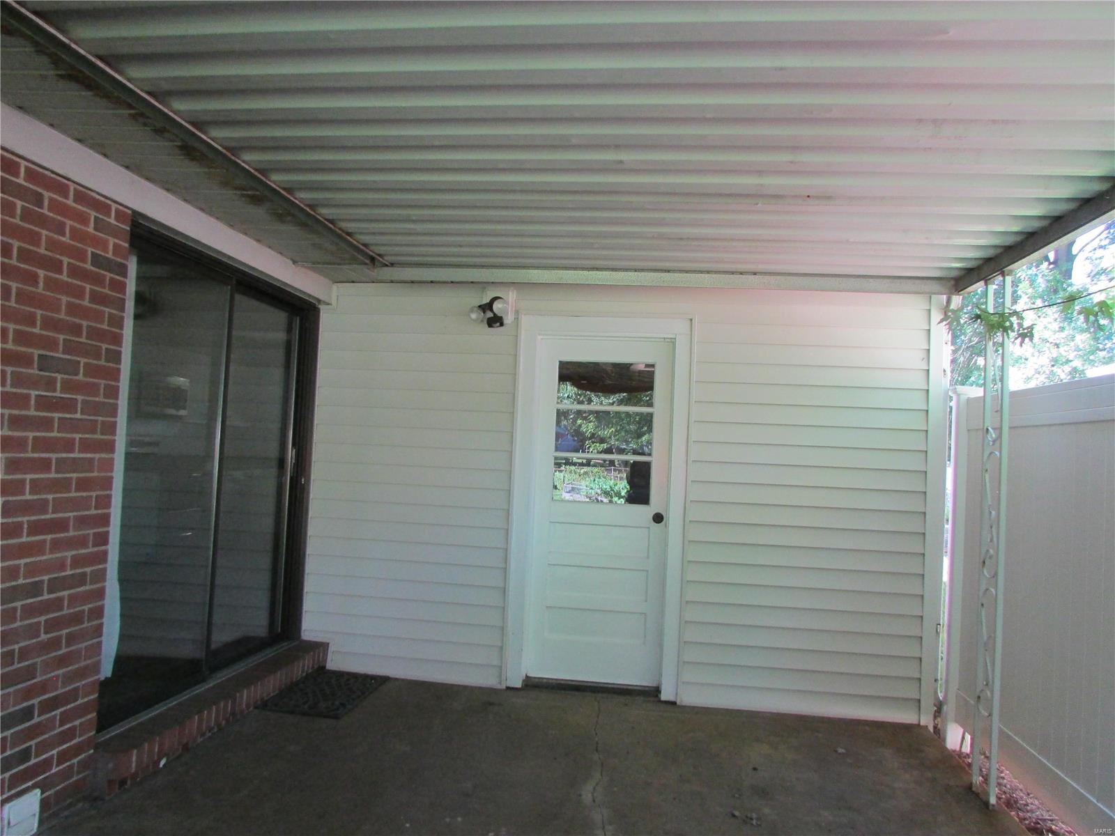 3227 Lin Tel Road St. Louis, MO 63125 - Photo 10 of 11 Gallery Image 10