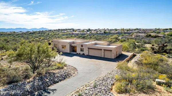 $933,000 | 11651 North Copper Mountain Drive, Tucson, AZ 85737