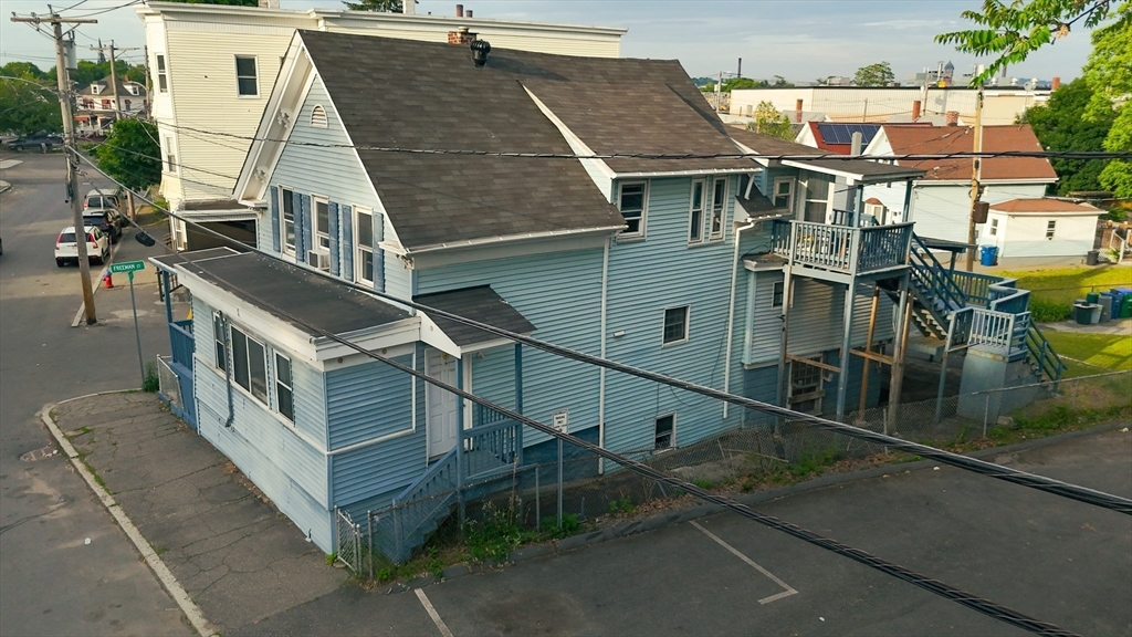 18 Hancock Street Lawrence, MA 01841 - Photo 2 of 36
