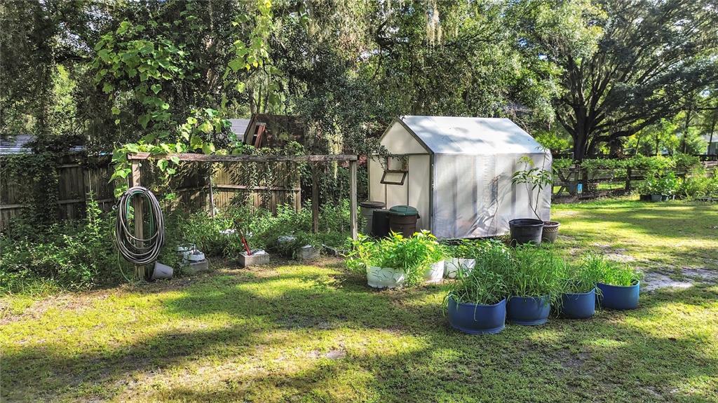6075 Country Club Road Zephyrhills, FL 33544 - Photo 23 of 42 Gallery Image 23