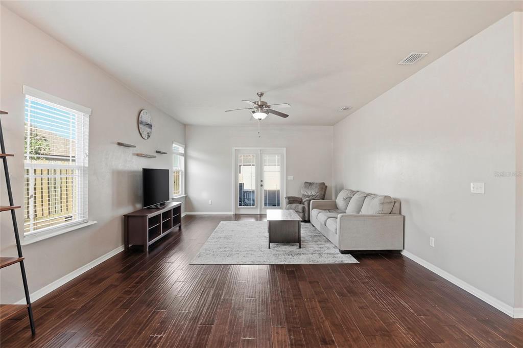 8458 Southwest 78th Road Gainesville, FL 32608 - Photo 4 of 37