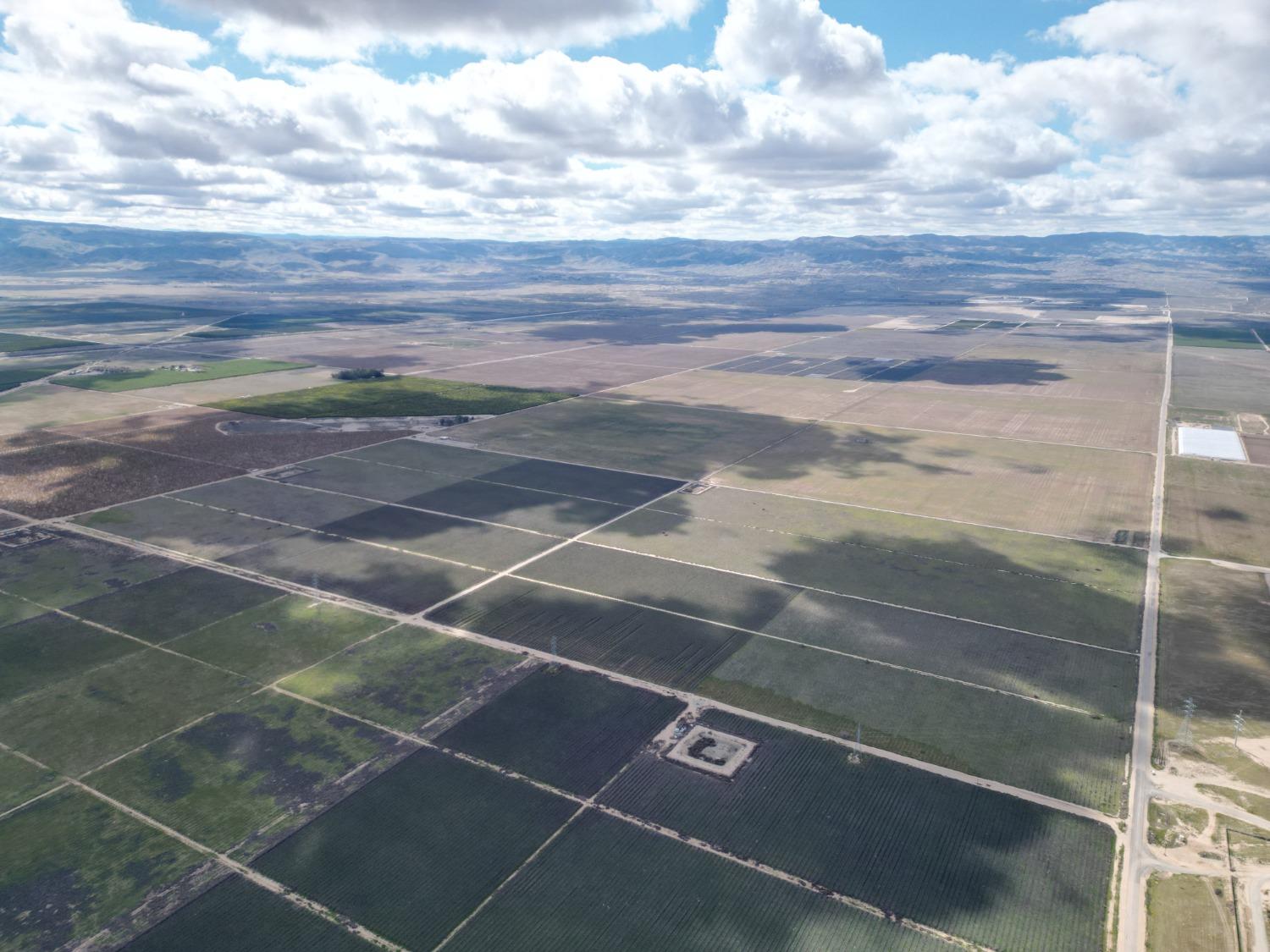 0 Moc: Gardner Ranch Taft, CA 93268 - Photo 2 of 7 a view of a tennis court
