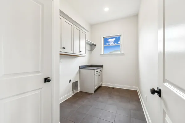 $868,500 | 1900 Martha Washington Way, Murfreesboro, TN 37130