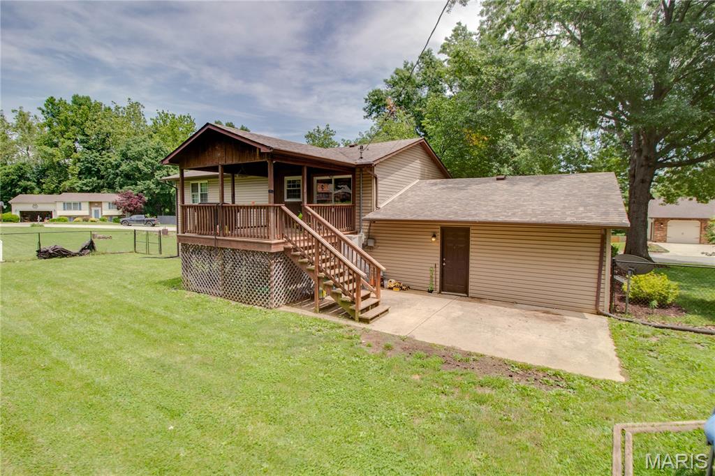 5204 Pin Oak Drive Alton, IL 62002 - Photo 39 of 45