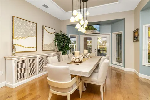 $2,295,000 | 746 Eagle Point Drive, Venice, FL 34285