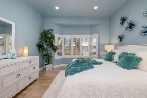 $2,295,000 | 746 Eagle Point Drive, Venice, FL 34285