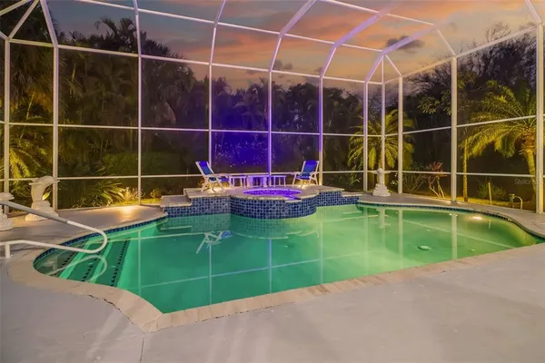 $2,295,000 | 746 Eagle Point Drive, Venice, FL 34285