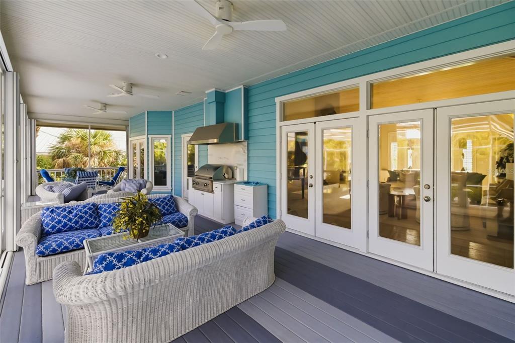 746 Eagle Point Drive Venice, FL 34285 - Photo 10 of 61
