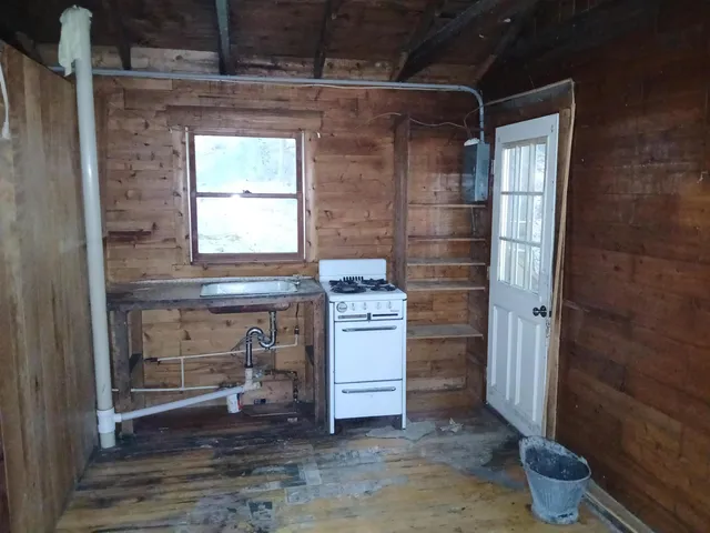 $199,900 | 5 East Wilder Road, Lebanon, NH 03784