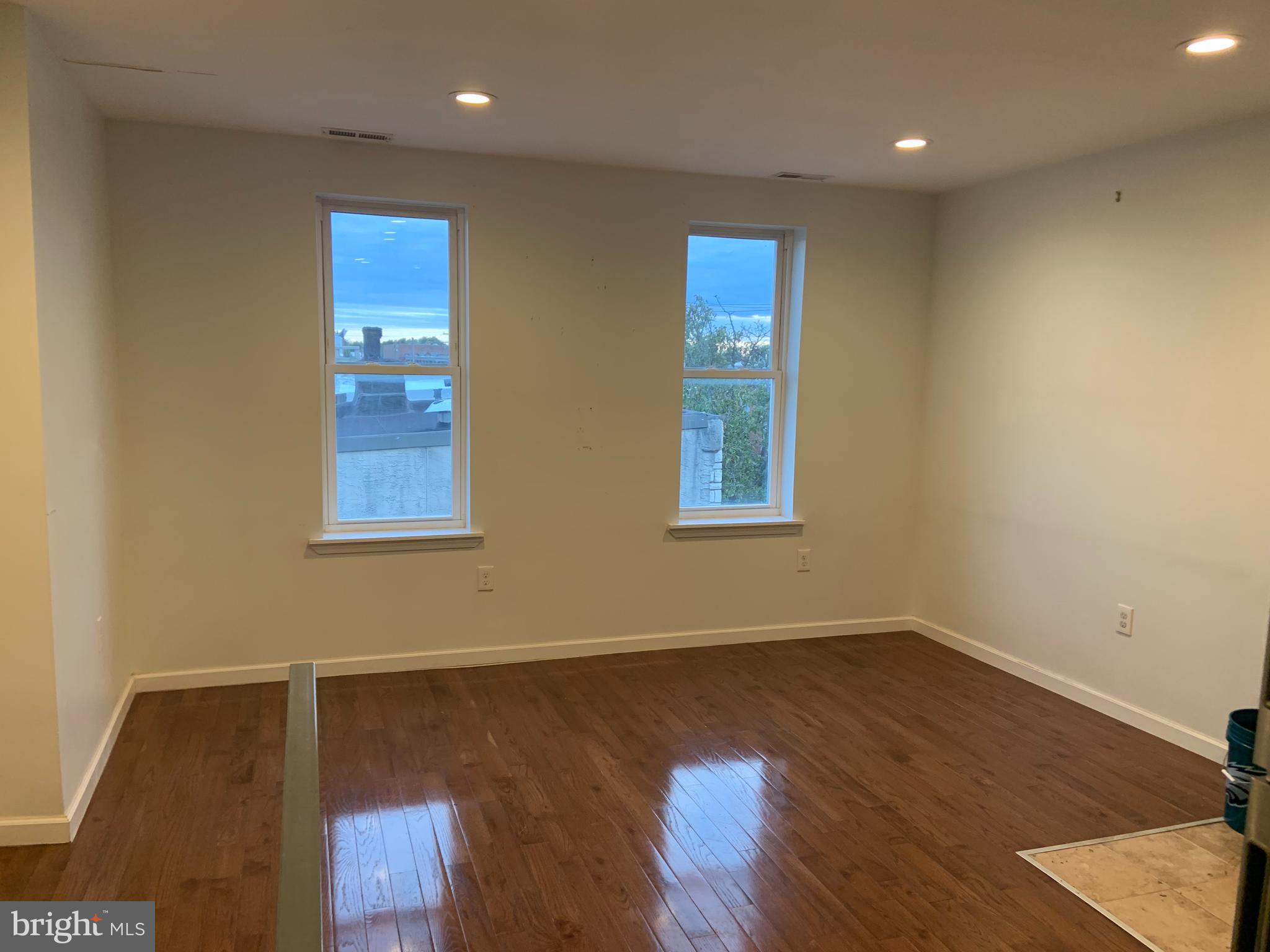 1540 West Ritner Street Philadelphia, PA 19145 - Photo 3 of 10