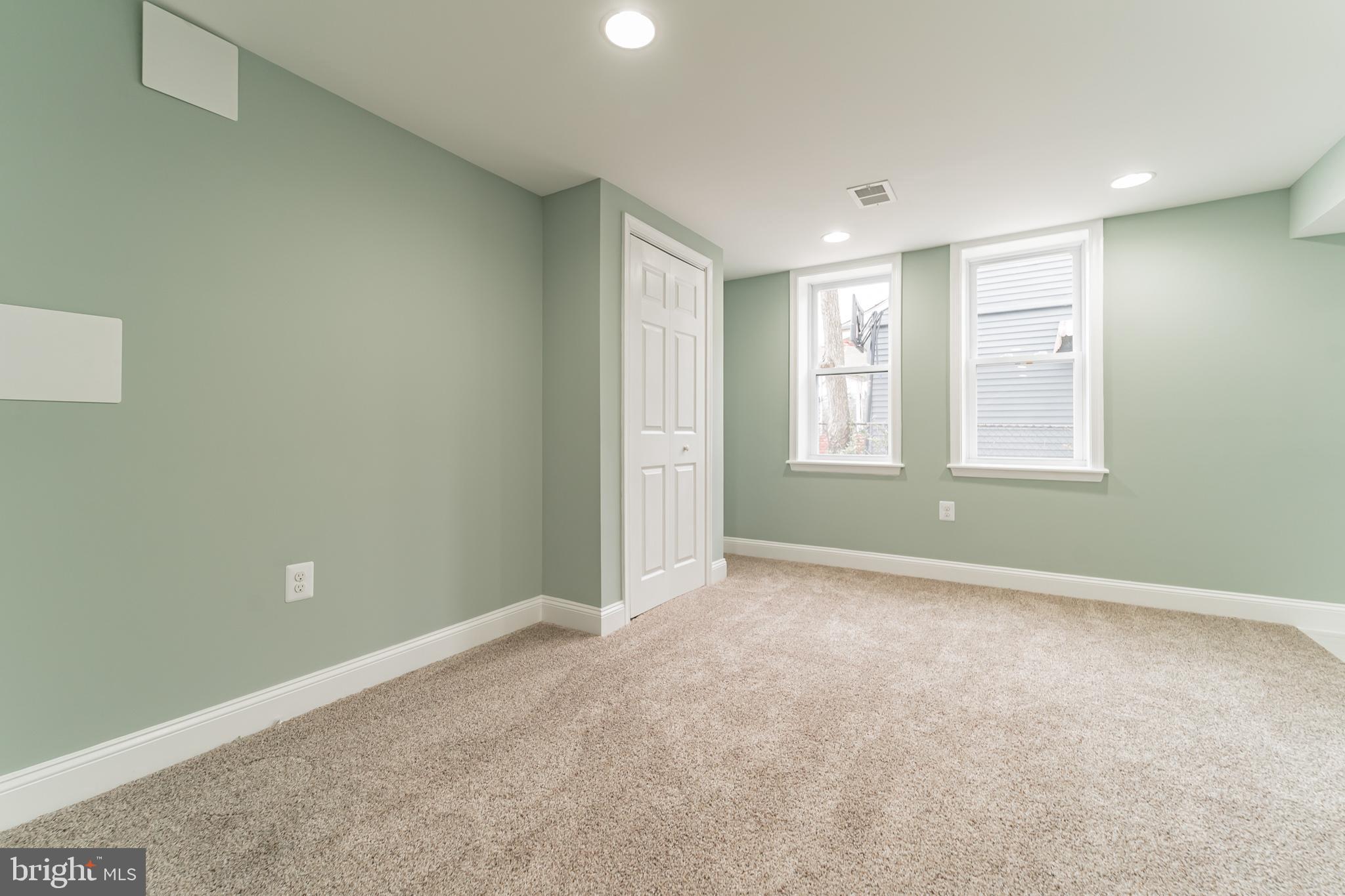 5504 Decatur Street Hyattsville, MD 20781 - Photo 23 of 30 Basement